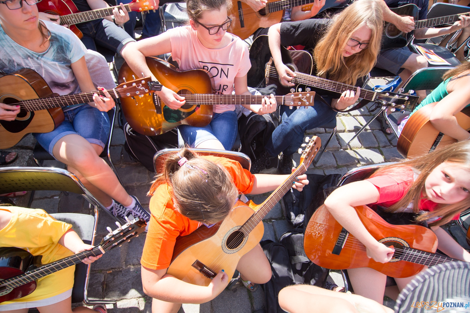 VIII Happening Gitarowy - Stary Rynek Foto: lepszyPOZNAN.pl / Piotr Rychter VIII Happening Gitarowy - Stary Rynek Foto: lepszyPOZNAN.pl / Piotr Rychter