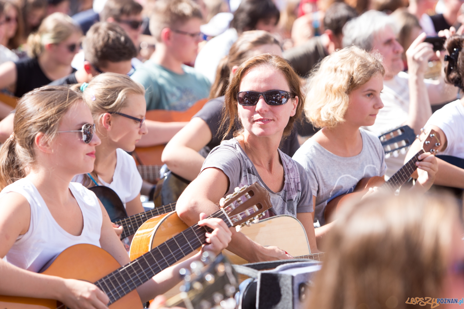 VIII Happening Gitarowy - Stary Rynek Foto: lepszyPOZNAN.pl / Piotr Rychter VIII Happening Gitarowy - Stary Rynek Foto: lepszyPOZNAN.pl / Piotr Rychter