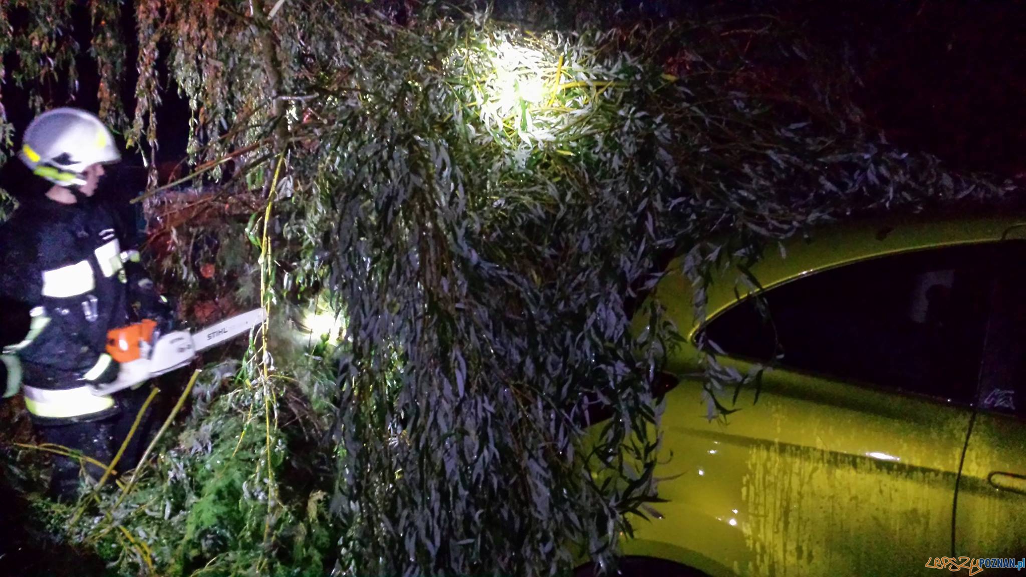 Zniszczenia w Puszczykowie Foto: OSP Puszczykowo Zniszczenia w Puszczykowie Foto: OSP Puszczykowo