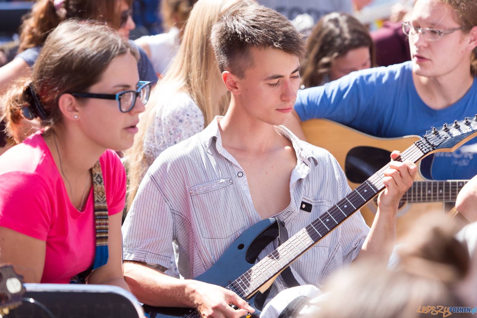 VIII Happening Gitarowy - Stary Rynek Foto: lepszyPOZNAN.pl / Piotr Rychter VIII Happening Gitarowy - Stary Rynek Foto: lepszyPOZNAN.pl / Piotr Rychter