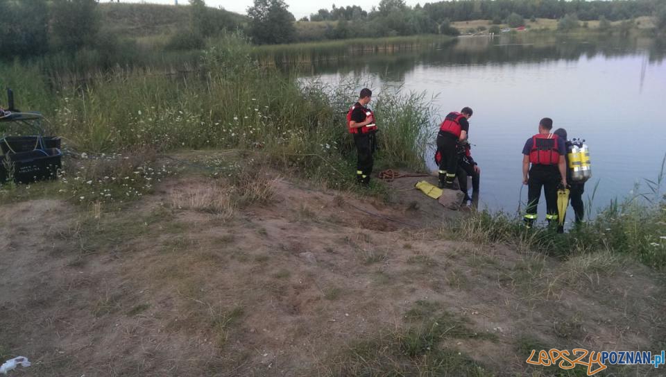 Kolejny zatopiony samochód Foto: PSP w Poznaniu Kolejny zatopiony samochód Foto: PSP w Poznaniu