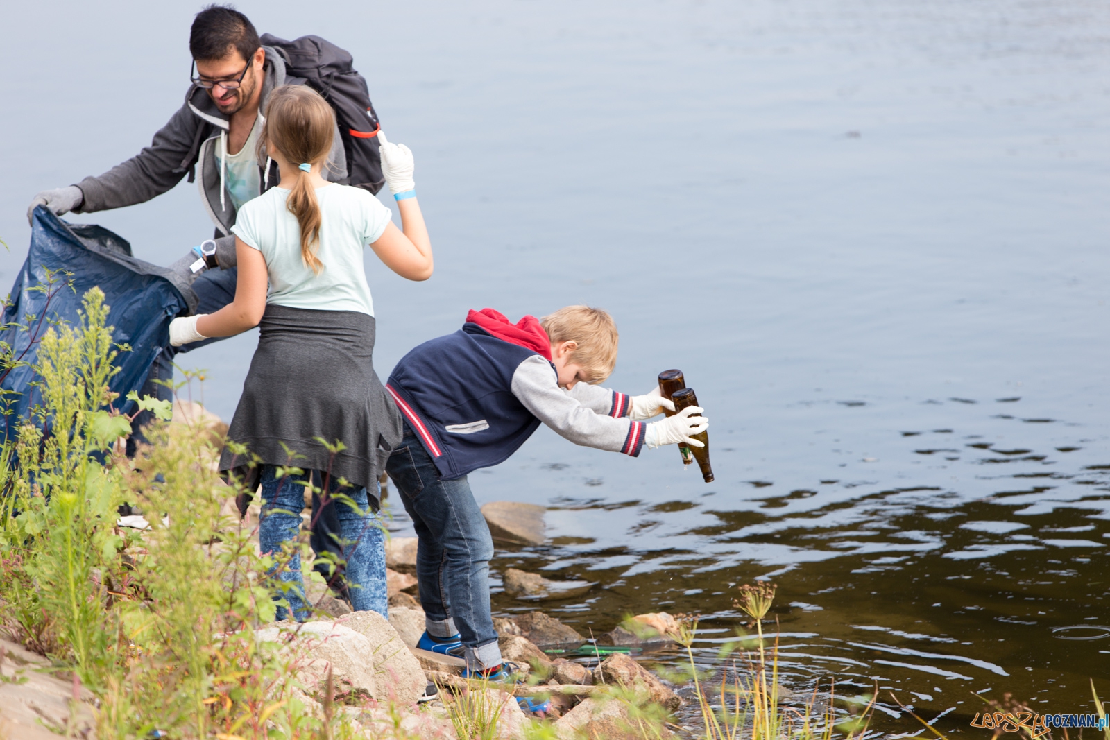 Spływaj śmieciu, tej! Foto: lepszyPOZNAN.pl / Piotr Rychter Spływaj śmieciu, tej! Foto: lepszyPOZNAN.pl / Piotr Rychter