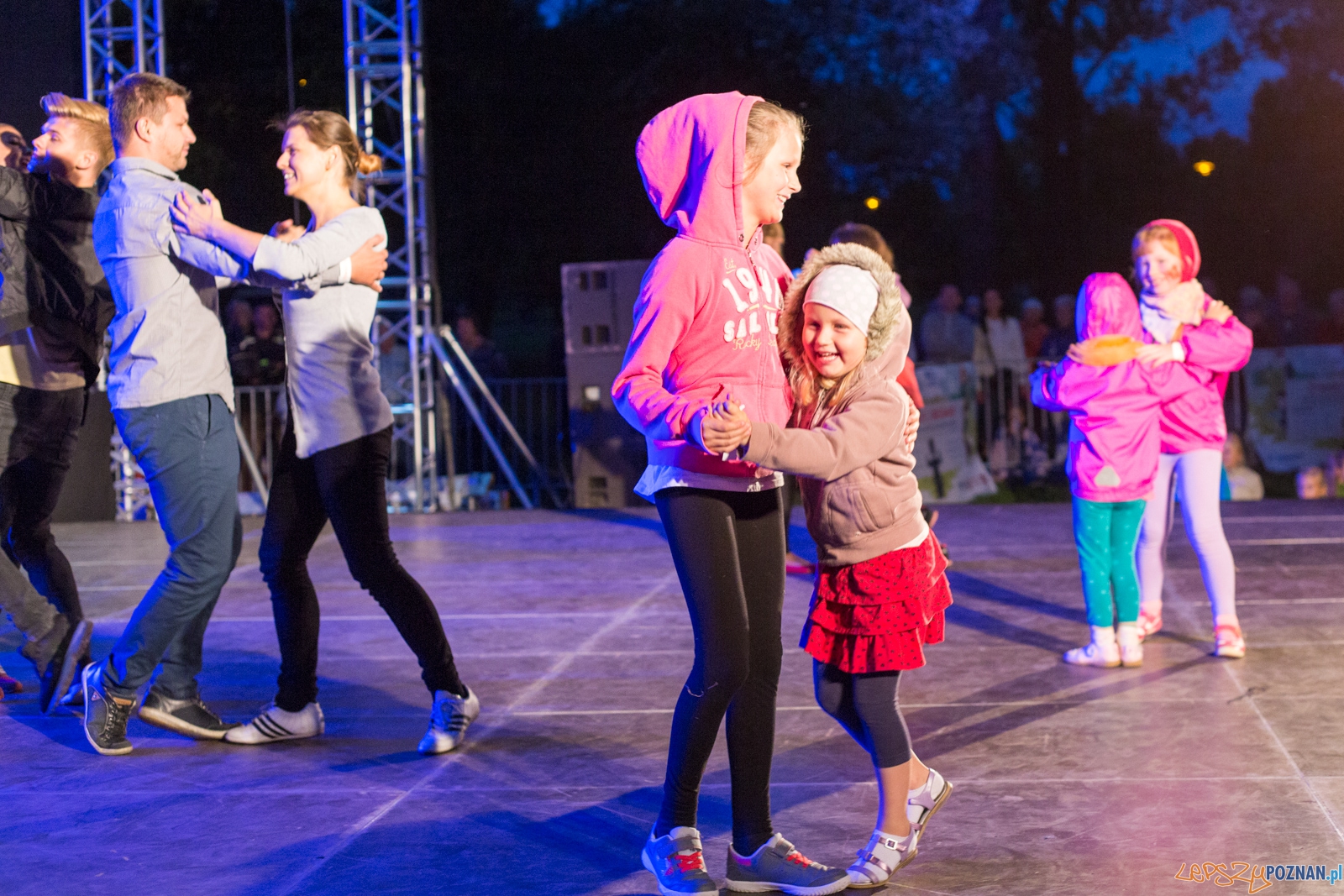 Żywioły i... tańce świata Foto: lepszyPOZNAN.pl / Piotr Rychter Żywioły i... tańce świata Foto: lepszyPOZNAN.pl / Piotr Rychter