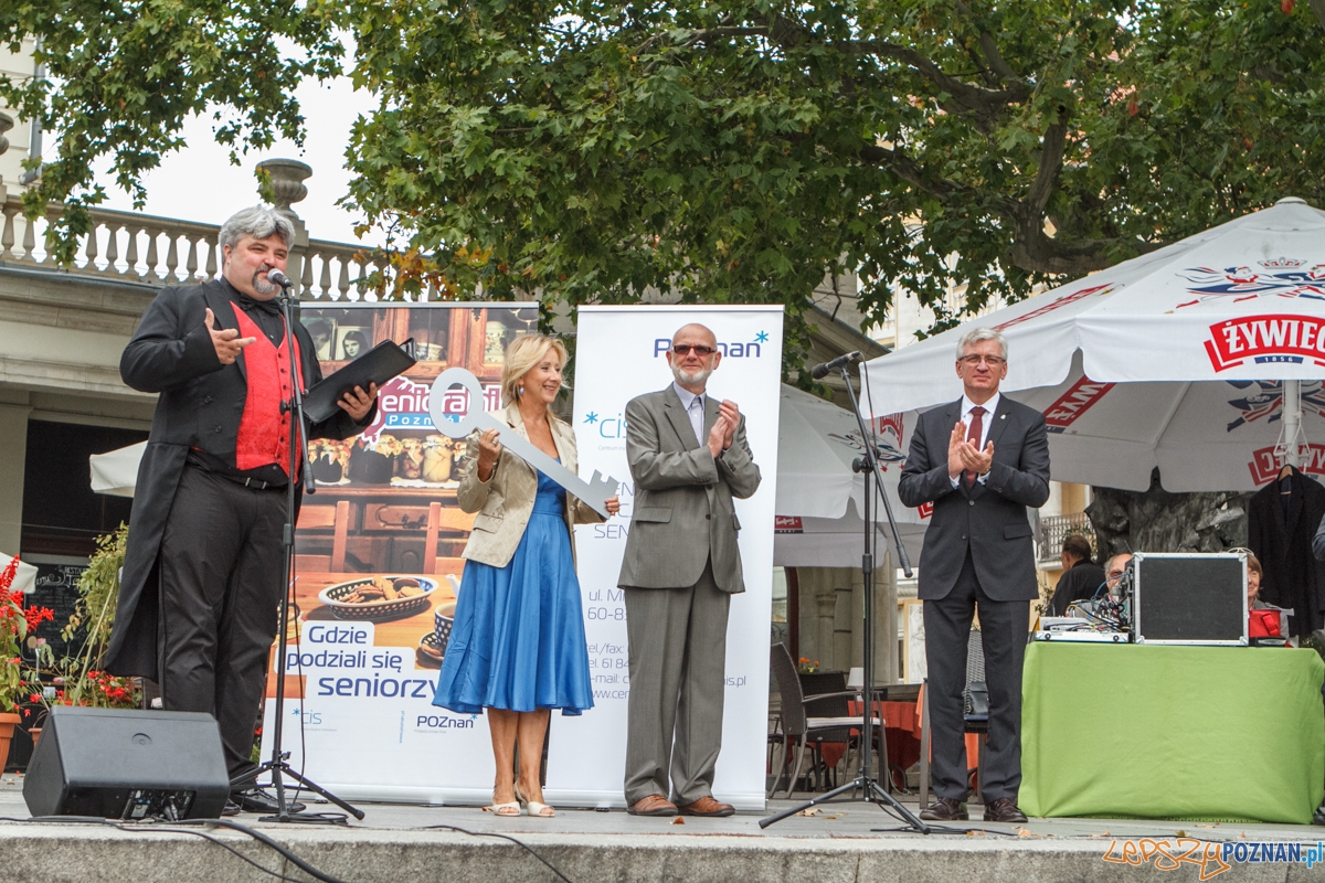 Senioralni 2015 - Plac Wolności - Poznań 26.09.2015 r. Foto: LepszyPOZNAN.pl / Paweł Rychter Senioralni 2015 - Plac Wolności - Poznań 26.09.2015 r. Foto: LepszyPOZNAN.pl / Paweł Rychter