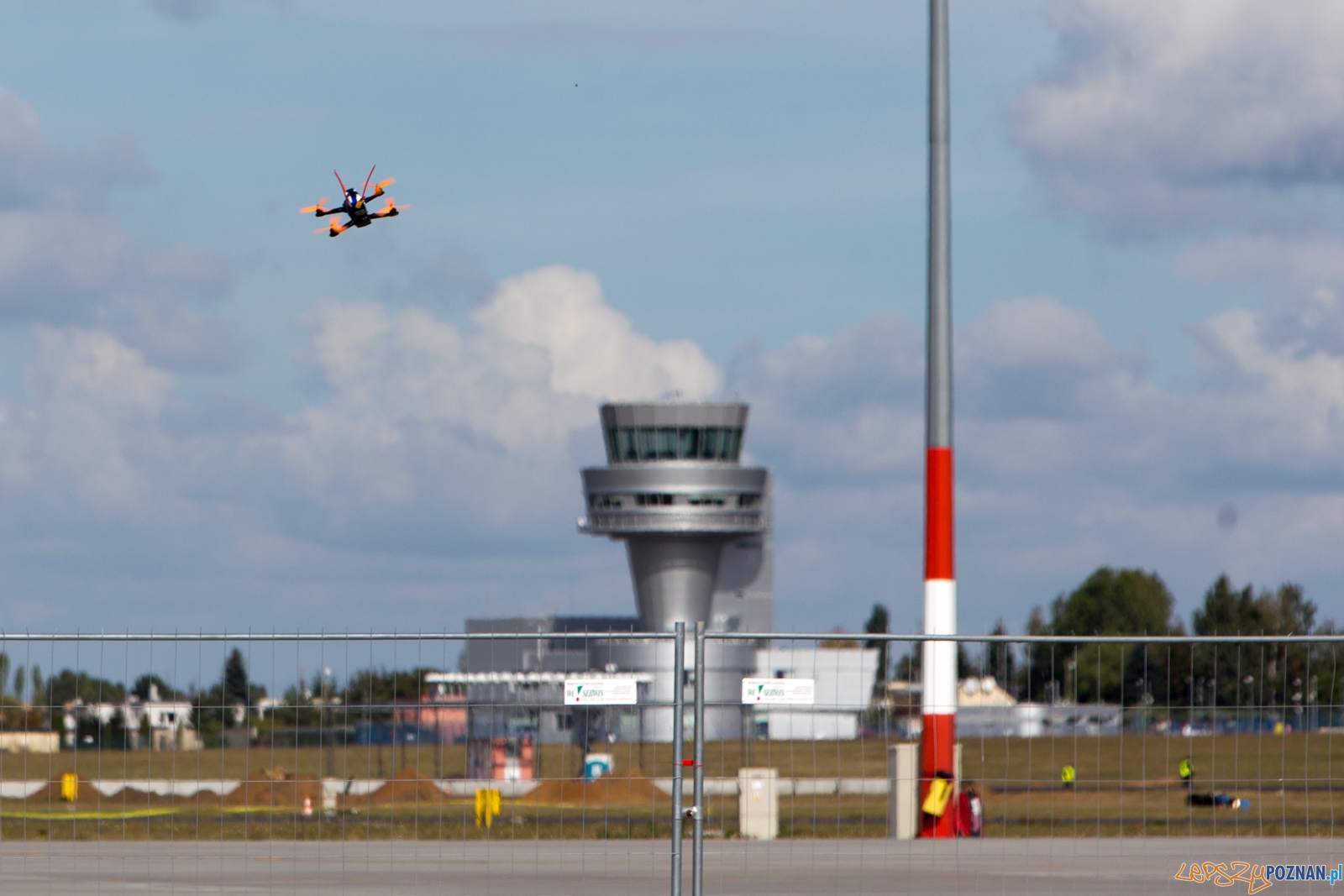 Dron/up Foto: lepszyPOZNAN.pl / Piotr Rychter Dron/up Foto: lepszyPOZNAN.pl / Piotr Rychter