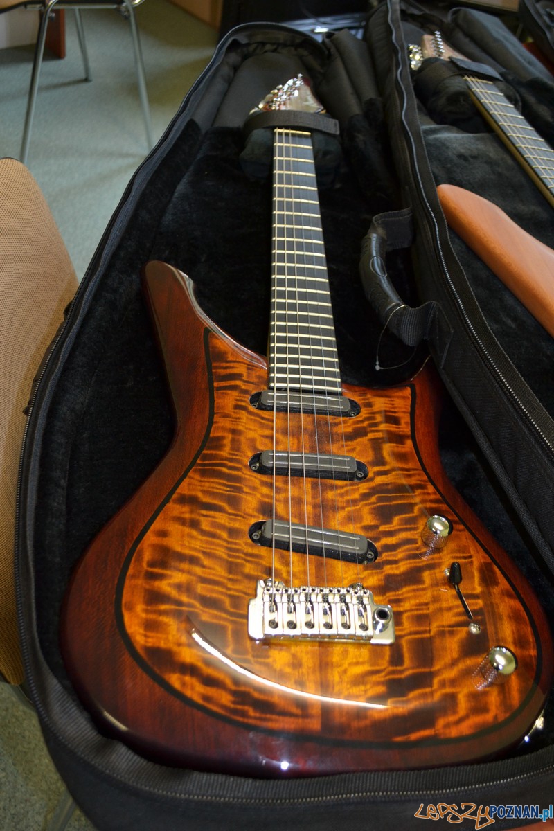 Skradziona gitara wróciła do właściciela Foto: materiały policji Skradziona gitara wróciła do właściciela Foto: materiały policji