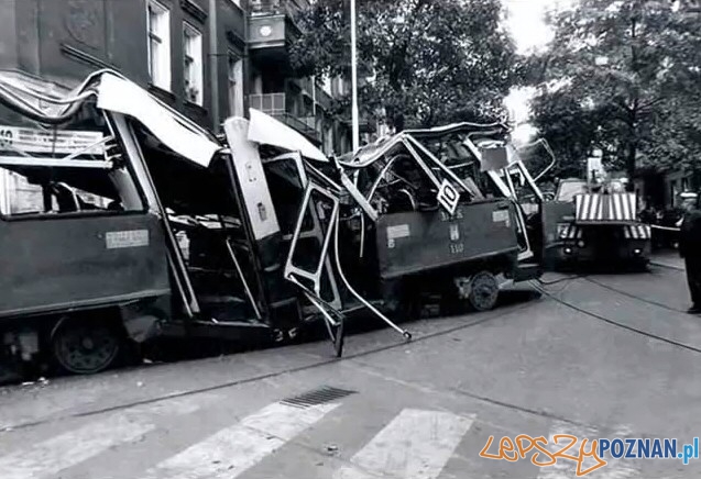 Wilda katastrofa tramwajowa Foto: Przemysław Adamski / lazarz.pl Wilda katastrofa tramwajowa Foto: Przemysław Adamski / lazarz.pl