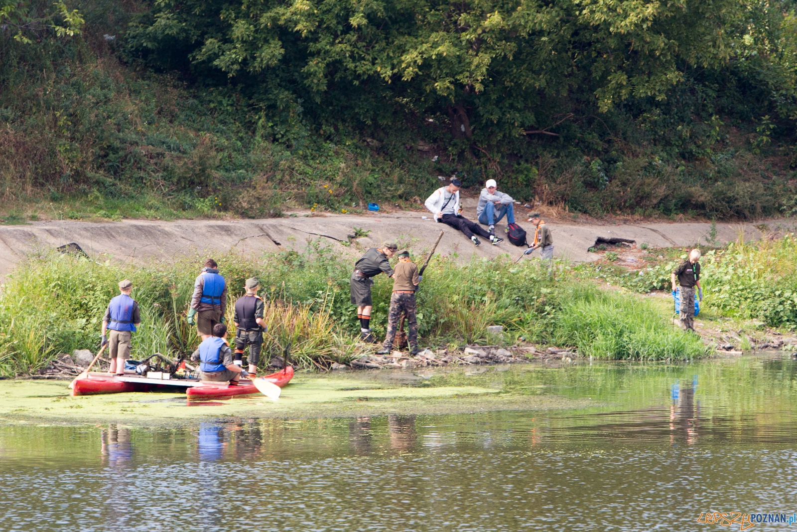 Spływaj śmieciu, tej! Foto: lepszyPOZNAN.pl / Piotr Rychter Spływaj śmieciu, tej! Foto: lepszyPOZNAN.pl / Piotr Rychter