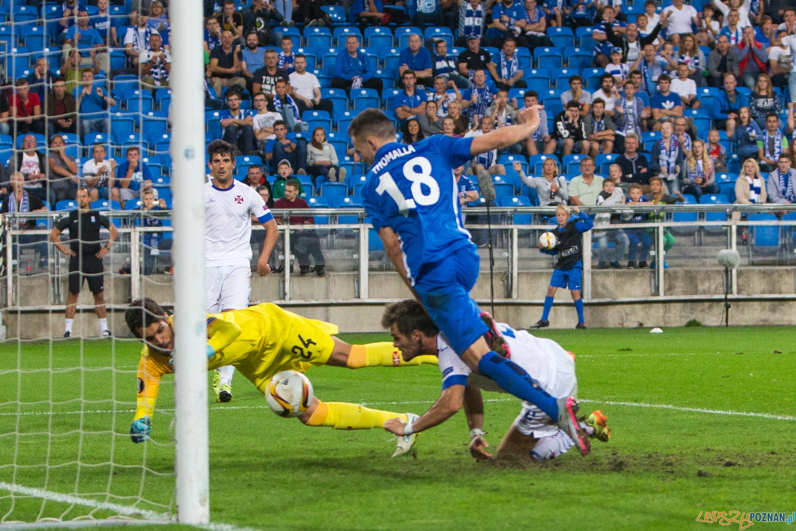 Mecz fazy grupowej Ligi Europy - KKS Lech Poznań - Os Belenense Foto: lepszyPOZNAN.pl / Piotr Rychter Mecz fazy grupowej Ligi Europy - KKS Lech Poznań - Os Belenense Foto: lepszyPOZNAN.pl / Piotr Rychter