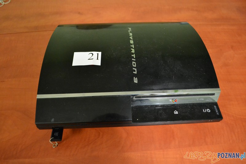 Przedmioty odzyskane od złodziei Foto: Przedmioty odzyskane od złodziei Foto: