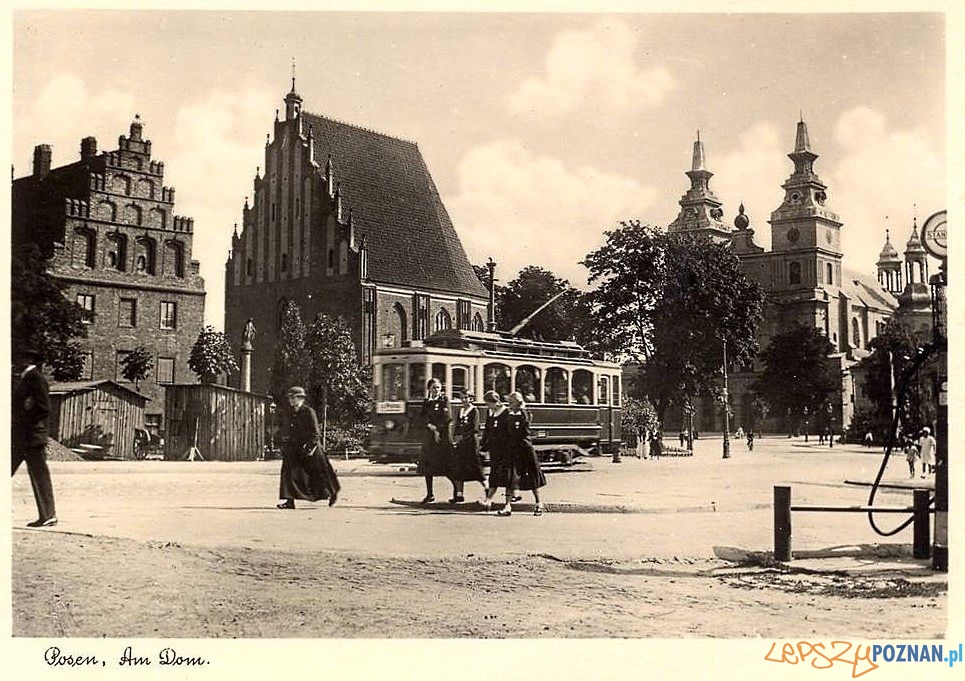 Ostrow Tumski, lata 40 XX w Foto: Ernst Stewner Ostrow Tumski, lata 40 XX w Foto: Ernst Stewner