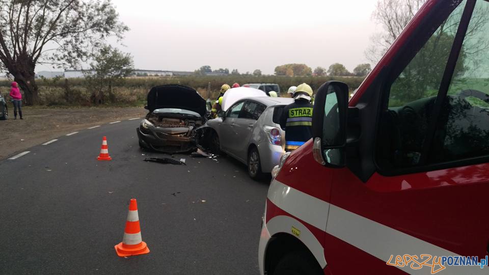 Groźny wypadek w Komornikach Foto: OSP Luboń Groźny wypadek w Komornikach Foto: OSP Luboń