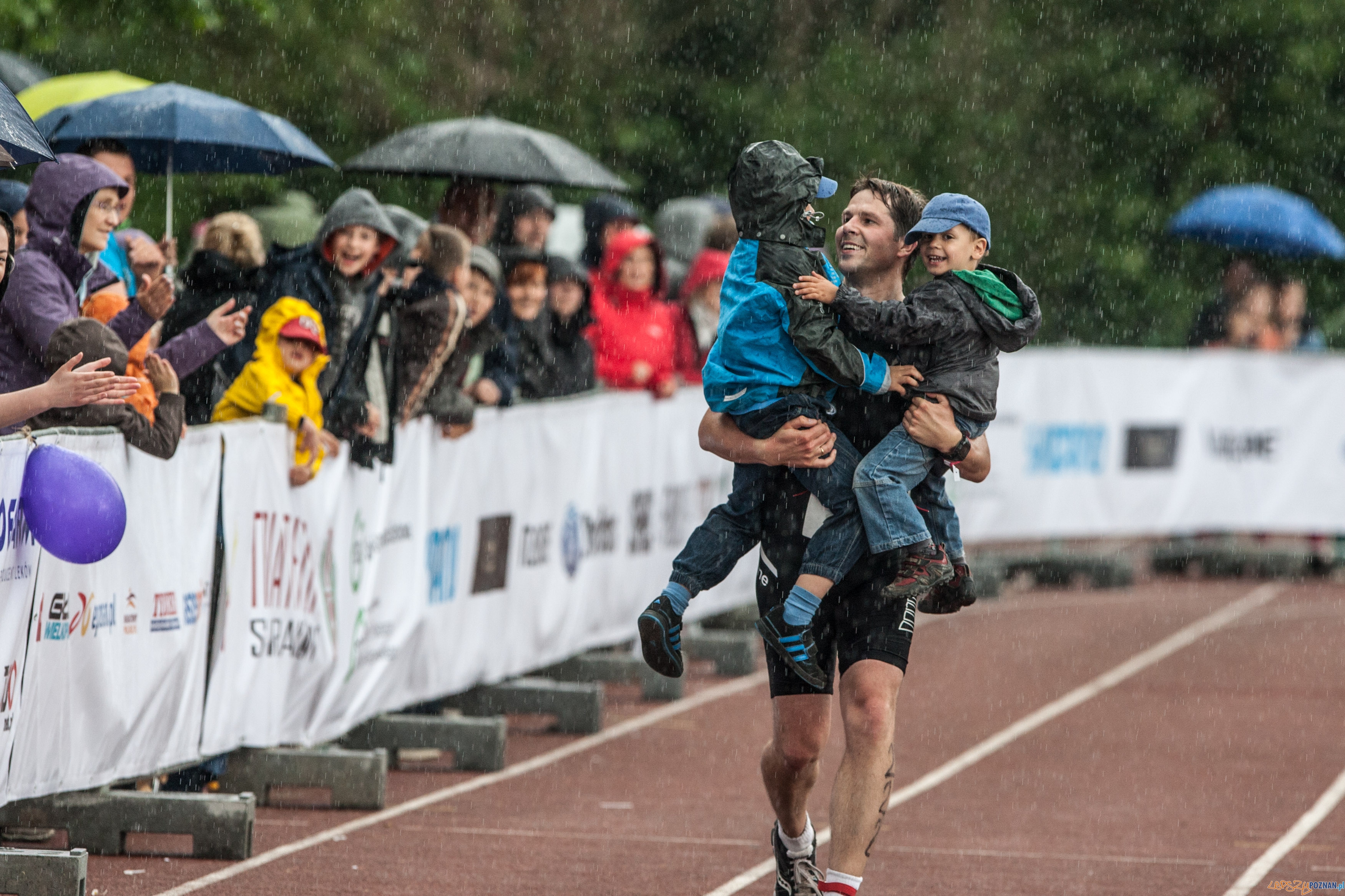 Jan Lipczyński na mecie Foto: Lukasz Szrubkowski/BikeLife.pl Jan Lipczyński na mecie Foto: Lukasz Szrubkowski/BikeLife.pl