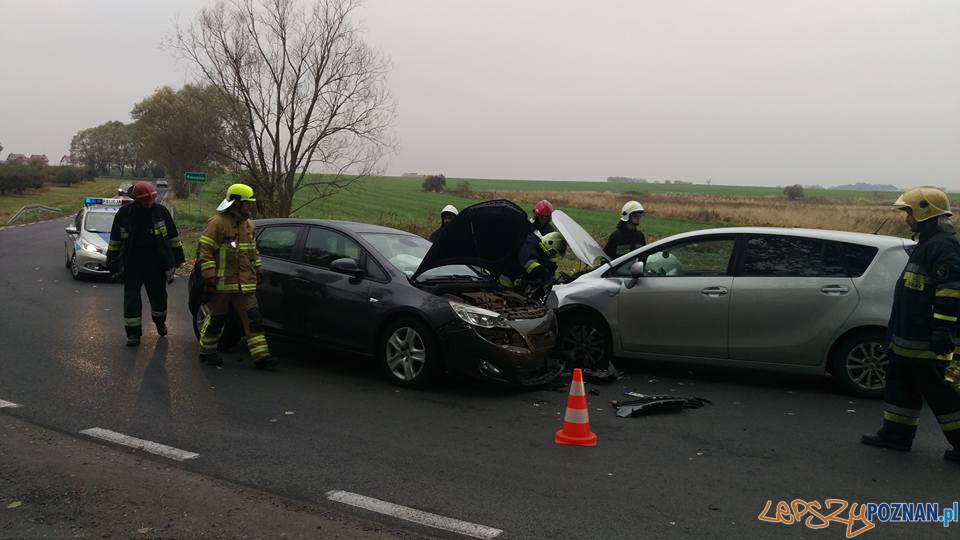 Groźny wypadek w Komornikach Foto: OSP Luboń Groźny wypadek w Komornikach Foto: OSP Luboń