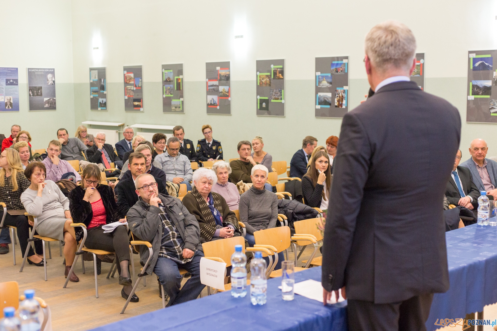 Spotkanie Prezydenta Jaśkowiaka z mieszkańcami Starego Miasta Foto: lepszyPOZNAN.pl / Piotr Rychter Spotkanie Prezydenta Jaśkowiaka z mieszkańcami Starego Miasta Foto: lepszyPOZNAN.pl / Piotr Rychter
