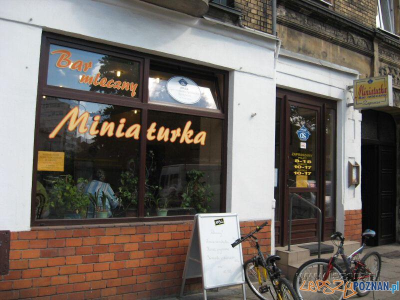 Bar Miniaturka Matejki 28.10.2008 (2) lazarz.pl Foto: Janusz Ludwiczak / lazarz.pl Bar Miniaturka Matejki 28.10.2008 (2) lazarz.pl Foto: Janusz Ludwiczak / lazarz.pl