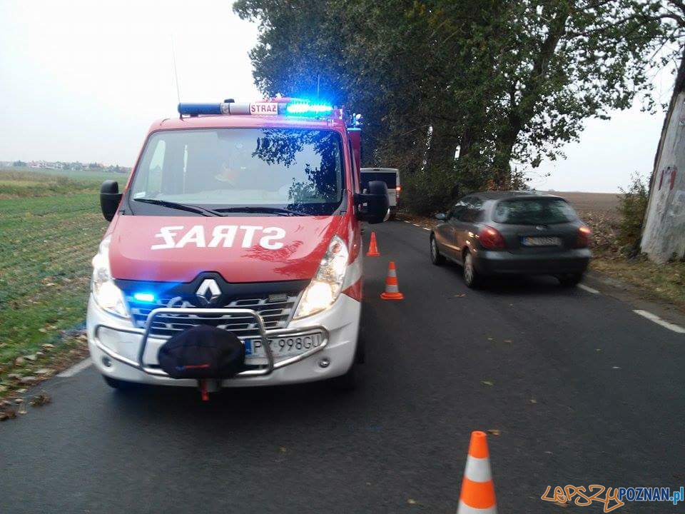 Groźny wypadek w Komornikach Foto: OSP Luboń Groźny wypadek w Komornikach Foto: OSP Luboń
