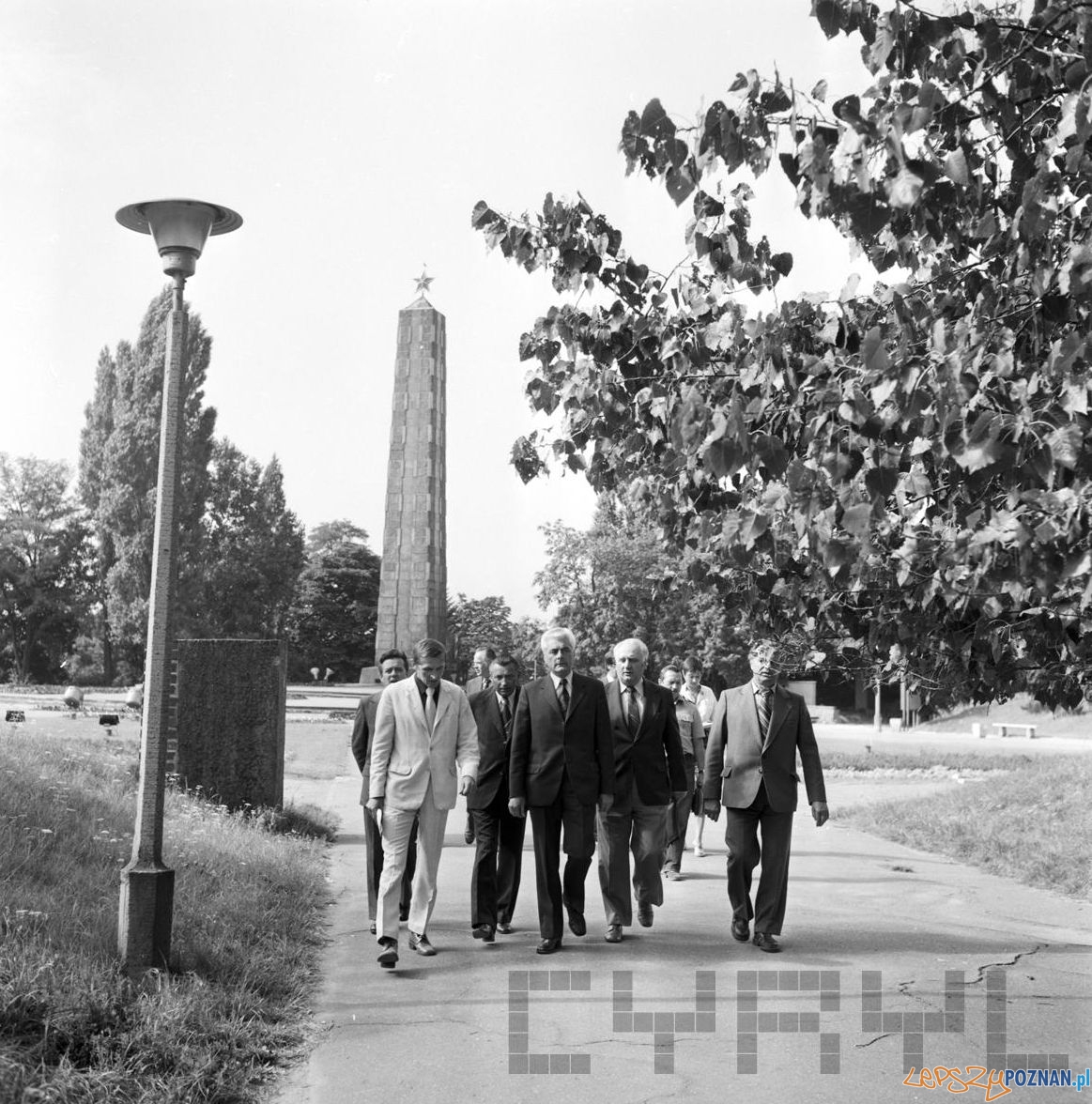 Wizyta Karela Neuberta, I sekretarza KW Komunistycznej Partii Czechosłowacji 1979 Foto: Stanisław Wiktor / Cyryl Wizyta Karela Neuberta, I sekretarza KW Komunistycznej Partii Czechosłowacji 1979 Foto: Stanisław Wiktor / Cyryl