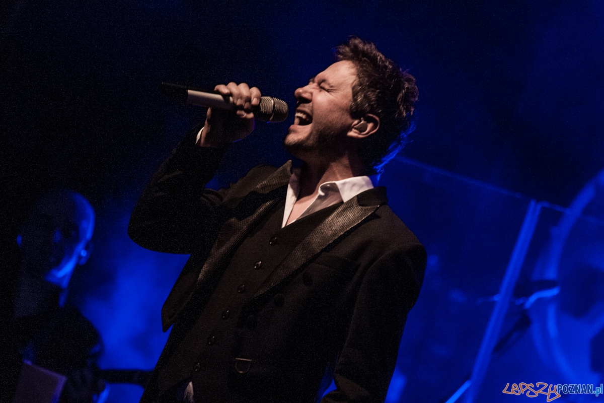 Andrzej Piaseczny (23.11.2015) Teatr Wielki, Poznań Foto: © lepszyPOZNAN.pl / Karolina Kiraga Andrzej Piaseczny (23.11.2015) Teatr Wielki, Poznań Foto: © lepszyPOZNAN.pl / Karolina Kiraga