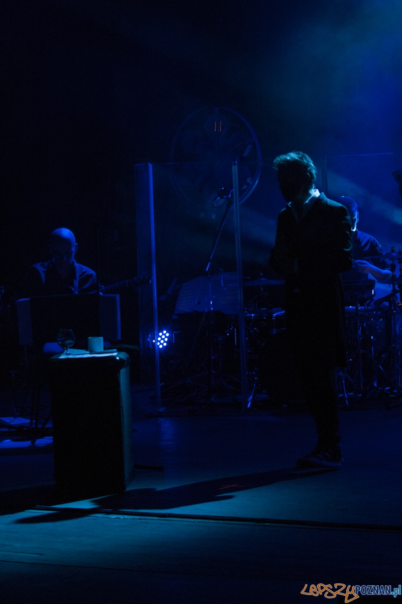 Andrzej Piaseczny (23.11.2015) Teatr Wielki, Poznań Foto: © lepszyPOZNAN.pl / Karolina Kiraga Andrzej Piaseczny (23.11.2015) Teatr Wielki, Poznań Foto: © lepszyPOZNAN.pl / Karolina Kiraga