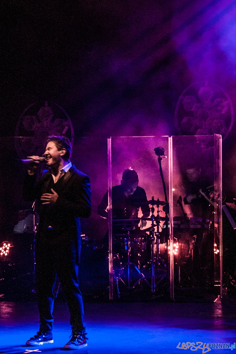 Andrzej Piaseczny (23.11.2015) Teatr Wielki, Poznań Foto: © lepszyPOZNAN.pl / Karolina Kiraga Andrzej Piaseczny (23.11.2015) Teatr Wielki, Poznań Foto: © lepszyPOZNAN.pl / Karolina Kiraga