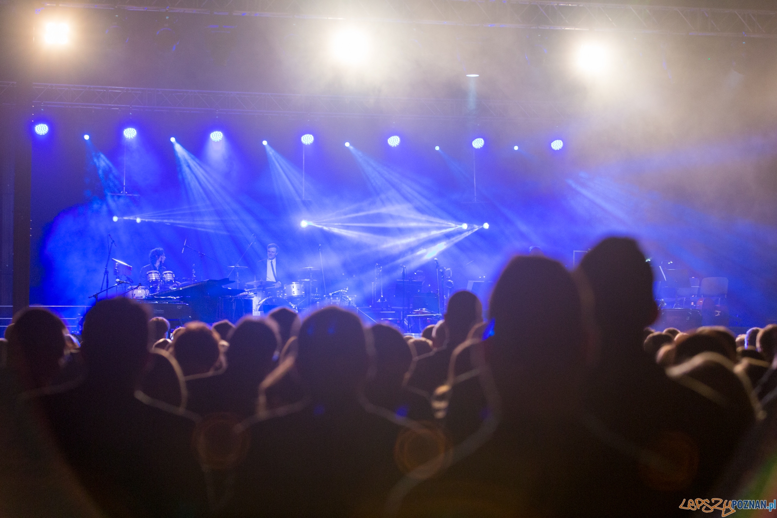 Zbigniew Wodecki i Mitch & Mitch - 1976 A Space Odyssey Foto: lepszyPOZNAN.pl / Piotr Rychter Zbigniew Wodecki i Mitch & Mitch - 1976 A Space Odyssey Foto: lepszyPOZNAN.pl / Piotr Rychter