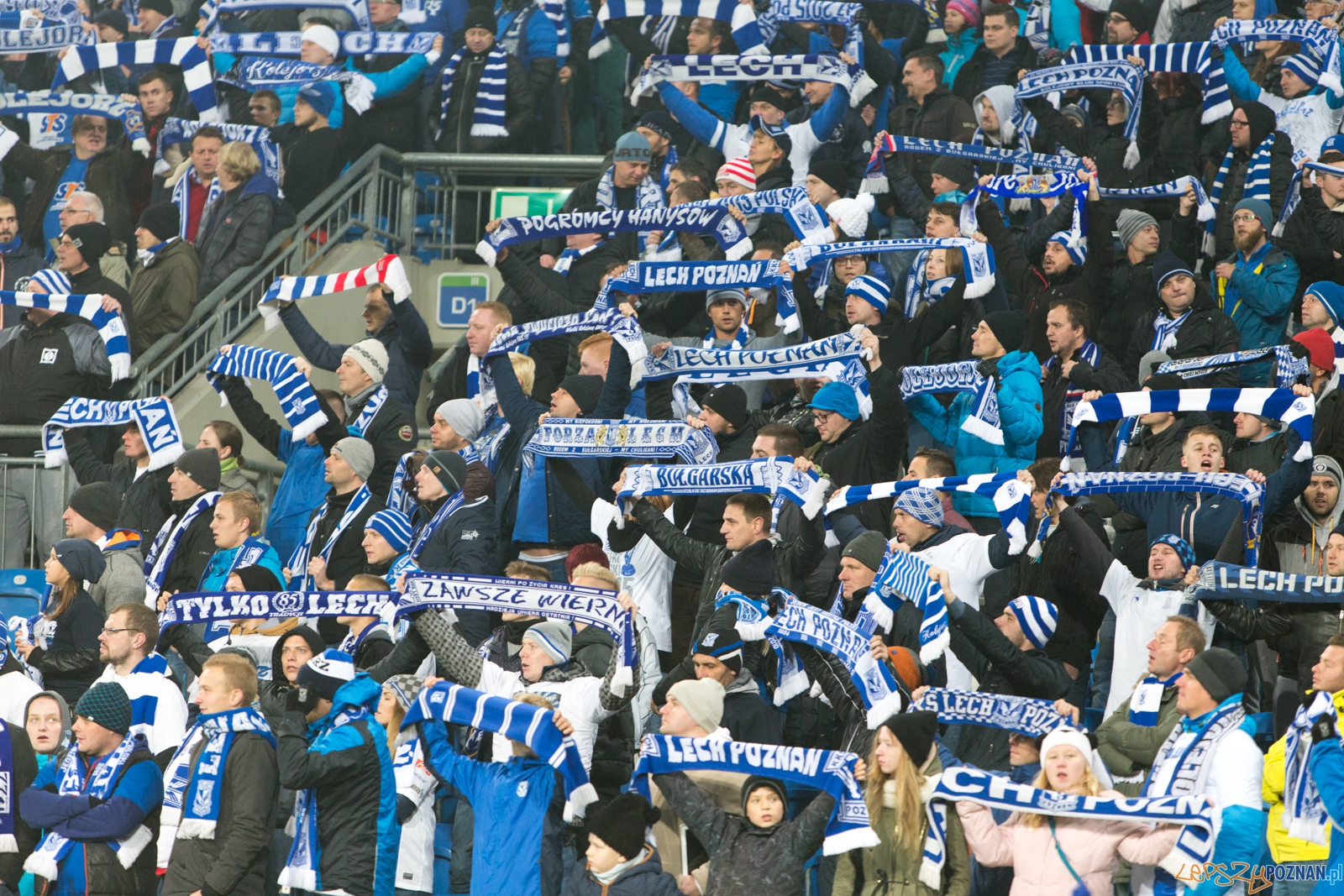 Liga Europy - KKS Lech Poznań - ACF Fiorentina (najlepsi kibice Foto: lepszyPOZNAN.pl / Piotr Rychter Liga Europy - KKS Lech Poznań - ACF Fiorentina (najlepsi kibice Foto: lepszyPOZNAN.pl / Piotr Rychter