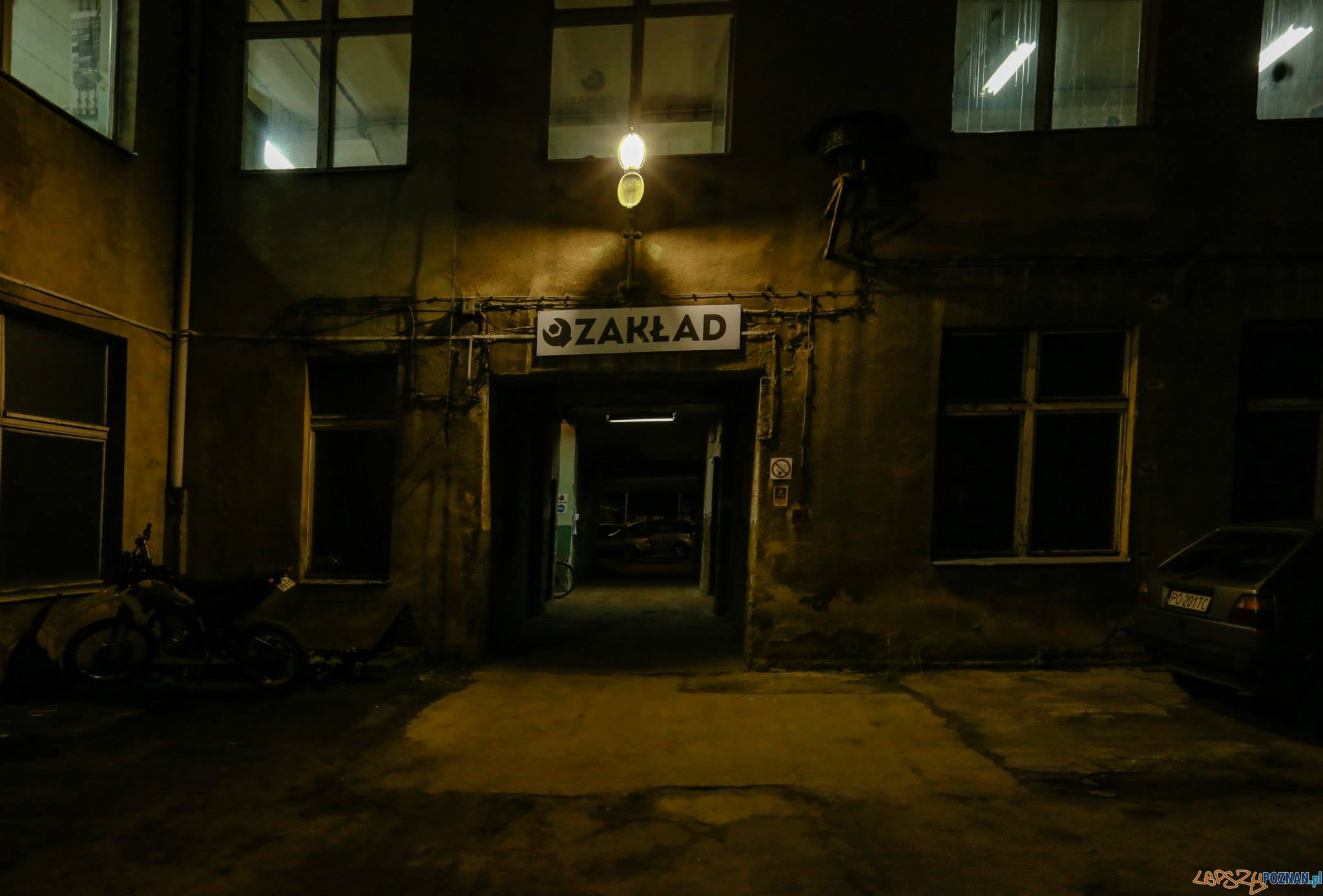 Zakład - wzorcowy szyld Foto: Ulepsz Poznań Zakład - wzorcowy szyld Foto: Ulepsz Poznań