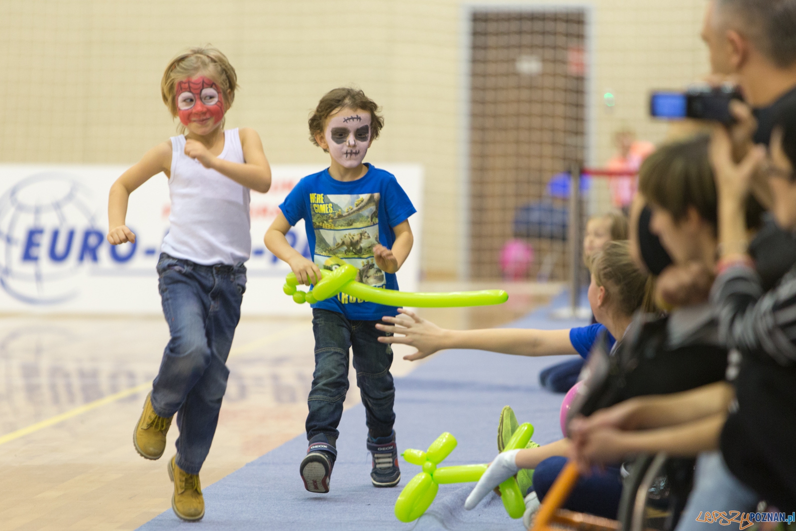 ENEA AZS Poznań - UKS Basket SMS Aleksandrów Łódzki Foto: lepszyPOZNAN.pl / Piotr Rychter ENEA AZS Poznań - UKS Basket SMS Aleksandrów Łódzki Foto: lepszyPOZNAN.pl / Piotr Rychter