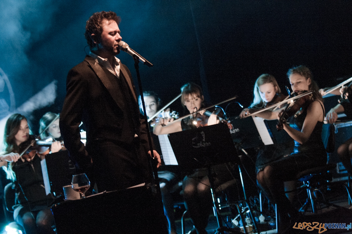 Andrzej Piaseczny (23.11.2015) Teatr Wielki, Poznań Foto: © lepszyPOZNAN.pl / Karolina Kiraga Andrzej Piaseczny (23.11.2015) Teatr Wielki, Poznań Foto: © lepszyPOZNAN.pl / Karolina Kiraga
