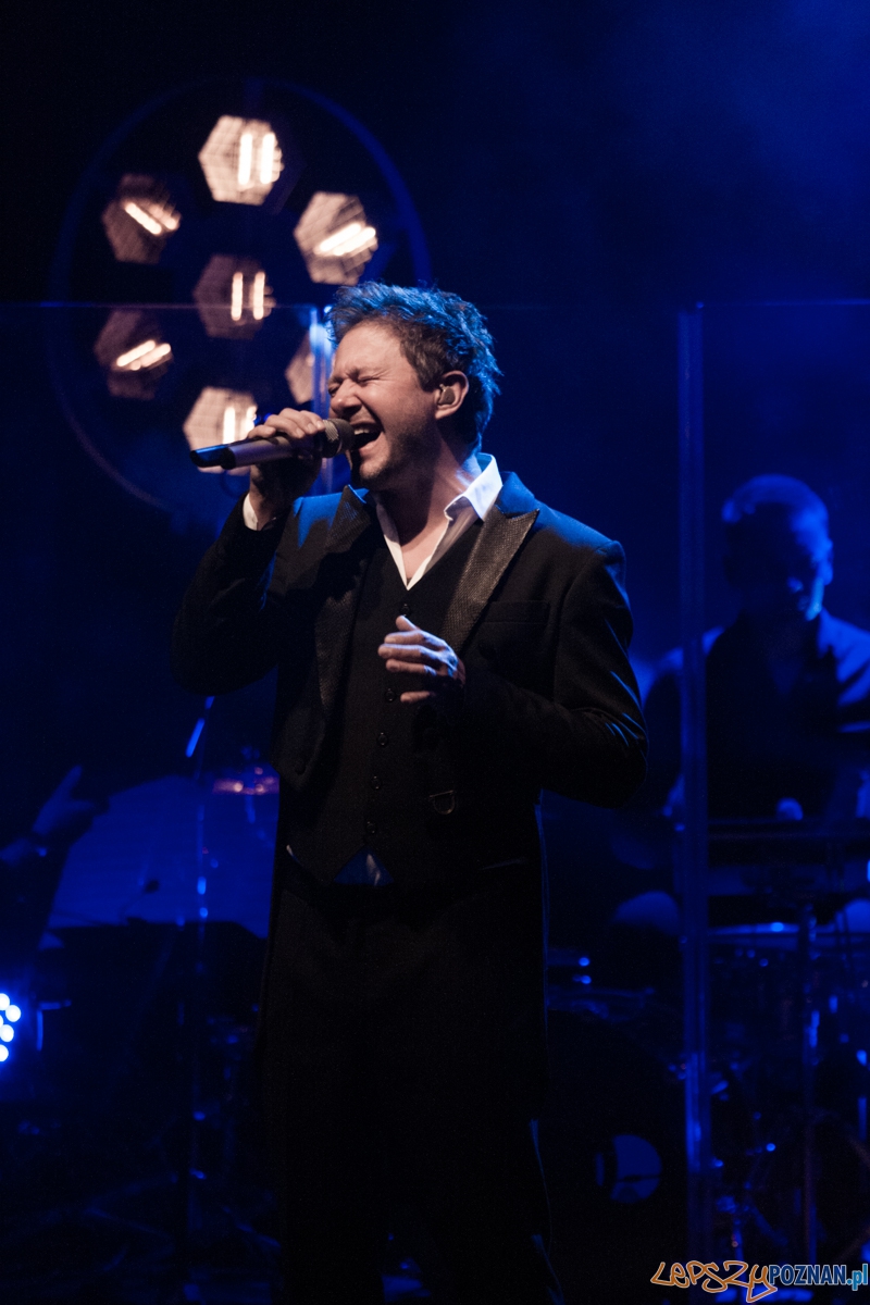Andrzej Piaseczny (23.11.2015) Teatr Wielki, Poznań Foto: © lepszyPOZNAN.pl / Karolina Kiraga Andrzej Piaseczny (23.11.2015) Teatr Wielki, Poznań Foto: © lepszyPOZNAN.pl / Karolina Kiraga
