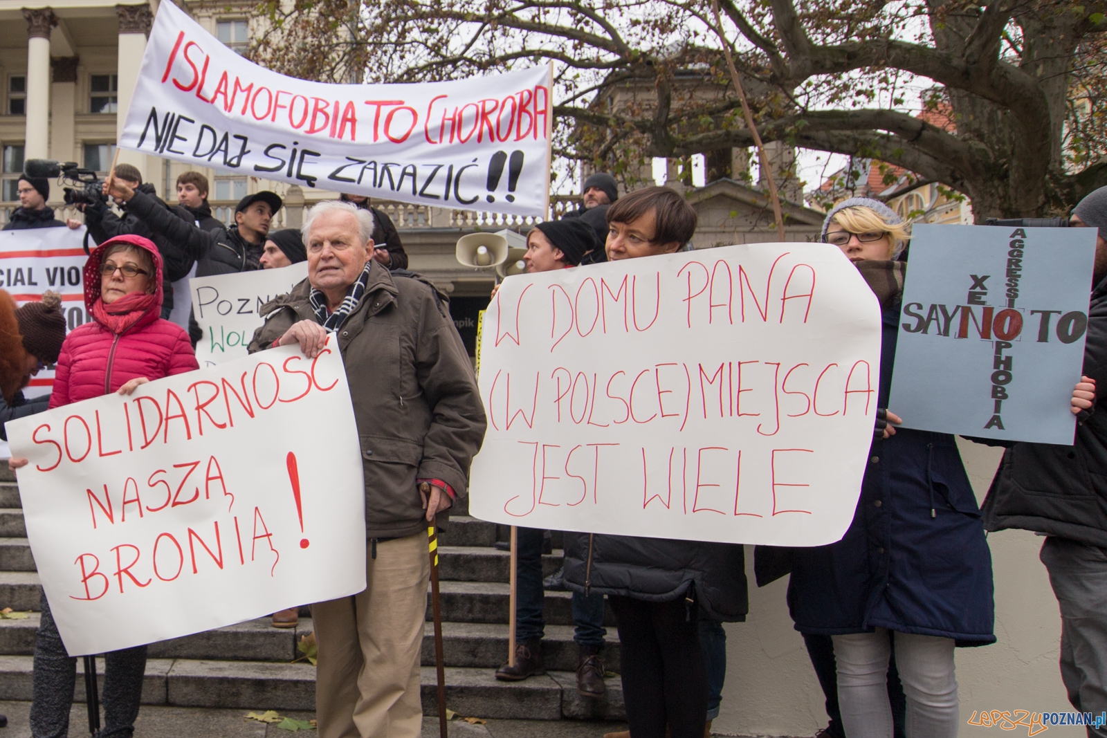 Muzułmanie przeciw terrorystom Foto: lepszyPOZNAN.pl / Piotr Rychter Muzułmanie przeciw terrorystom Foto: lepszyPOZNAN.pl / Piotr Rychter