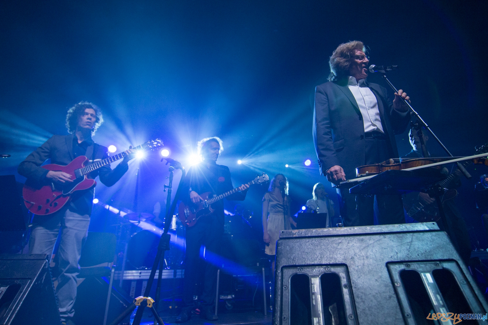 Zbigniew Wodecki i Mitch & Mitch - 1976 A Space Odyssey Foto: lepszyPOZNAN.pl / Piotr Rychter Zbigniew Wodecki i Mitch & Mitch - 1976 A Space Odyssey Foto: lepszyPOZNAN.pl / Piotr Rychter