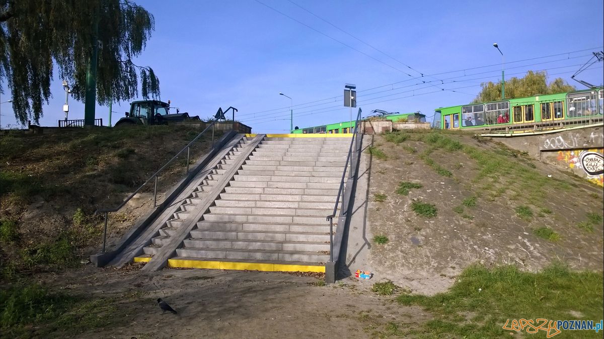 Schody nad Wartą Foto: Rada Osiedla Stare Miasto Schody nad Wartą Foto: Rada Osiedla Stare Miasto