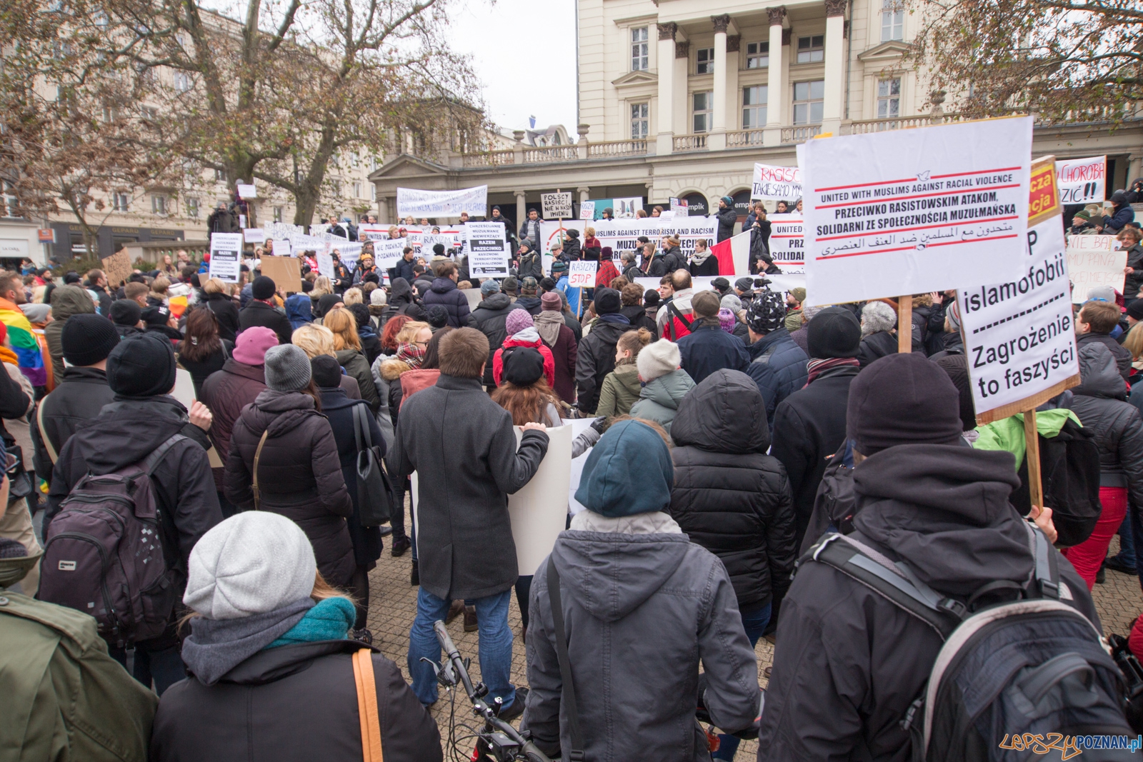 Muzułmanie przeciw terrorystom Foto: lepszyPOZNAN.pl / Piotr Rychter Muzułmanie przeciw terrorystom Foto: lepszyPOZNAN.pl / Piotr Rychter
