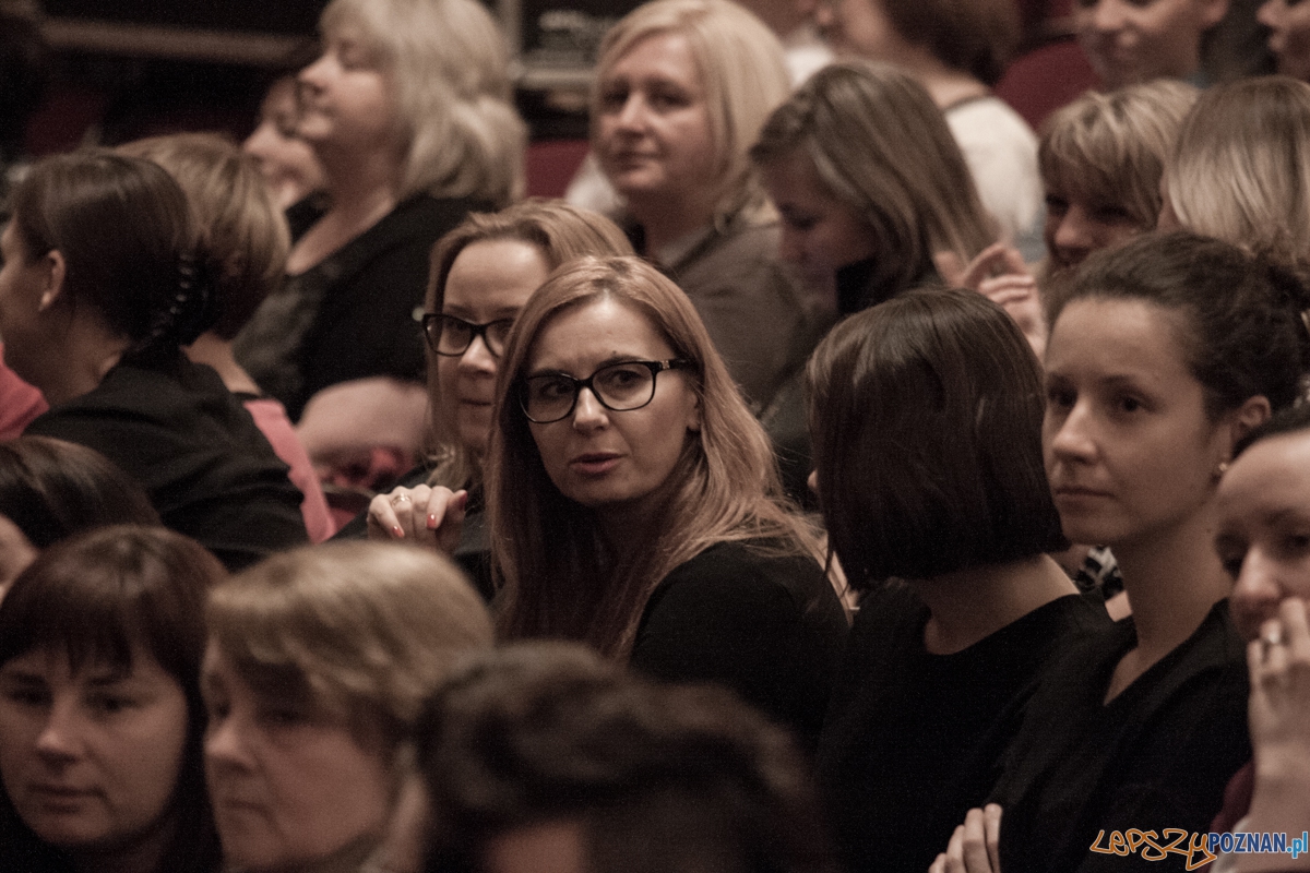 Andrzej Piaseczny (23.11.2015) Teatr Wielki, Poznań Foto: © lepszyPOZNAN.pl / Karolina Kiraga Andrzej Piaseczny (23.11.2015) Teatr Wielki, Poznań Foto: © lepszyPOZNAN.pl / Karolina Kiraga