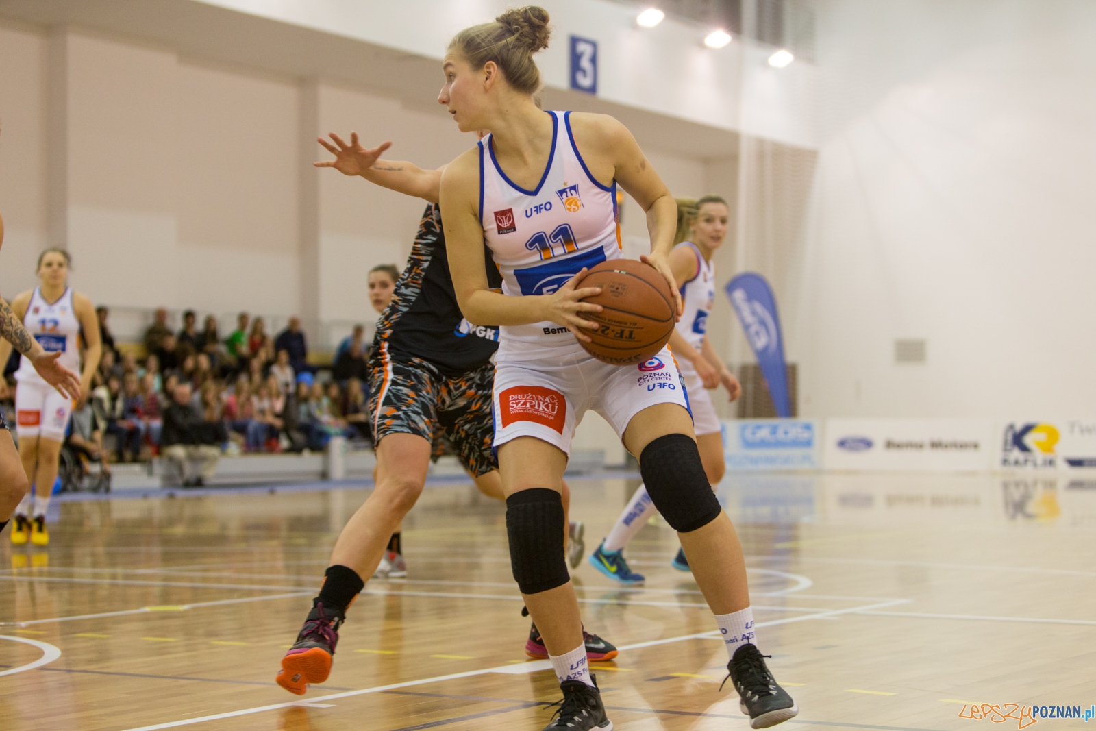 ENEA AZS Poznań - UKS Basket SMS Aleksandrów Łódzki Foto: lepszyPOZNAN.pl / Piotr Rychter ENEA AZS Poznań - UKS Basket SMS Aleksandrów Łódzki Foto: lepszyPOZNAN.pl / Piotr Rychter