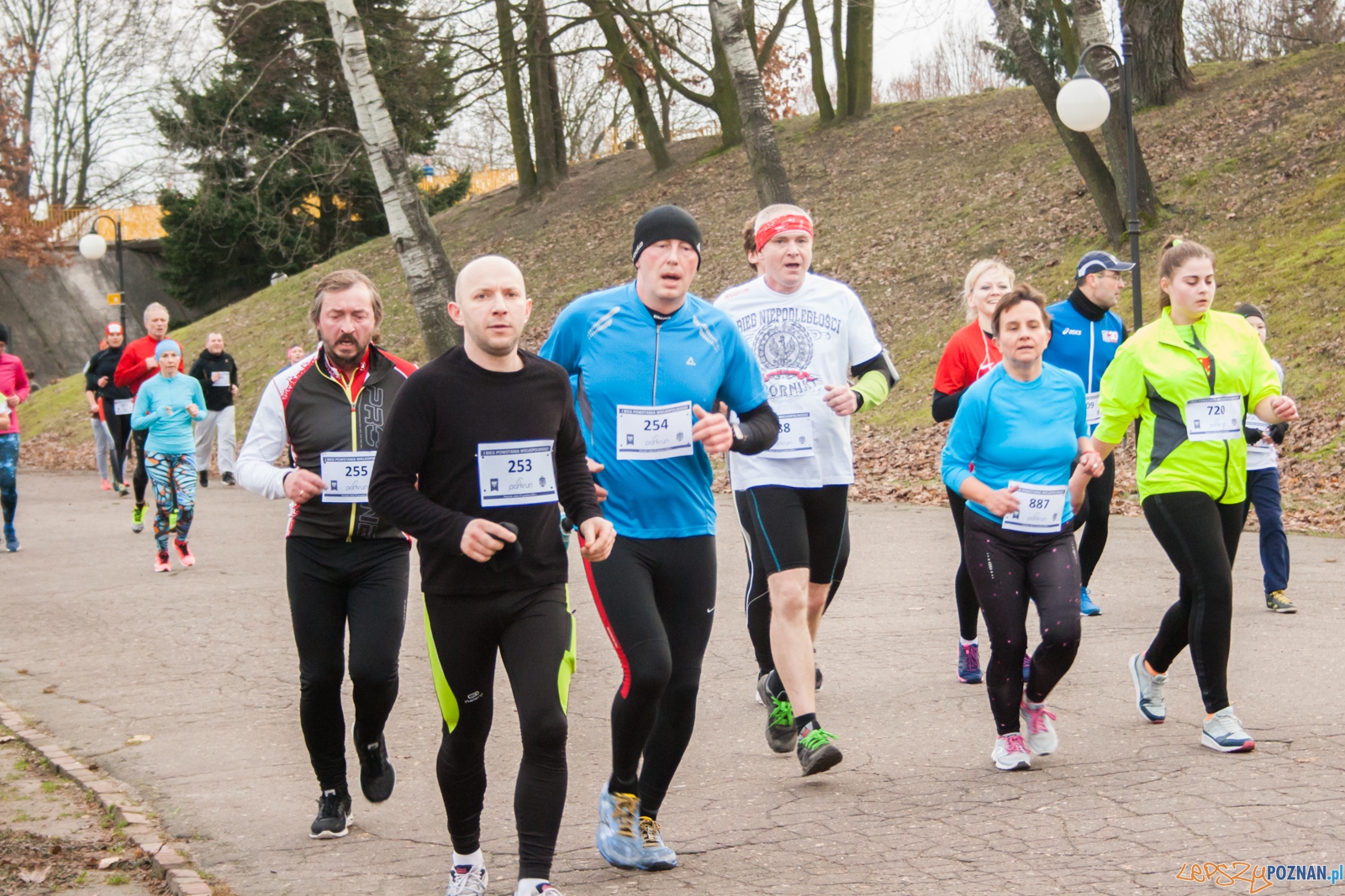 I Bieg Powstania Wielkopolskiego (27.12.2015) Cytadela Foto: © lepszyPOZNAN.pl / Karolina Kiraga I Bieg Powstania Wielkopolskiego (27.12.2015) Cytadela Foto: © lepszyPOZNAN.pl / Karolina Kiraga