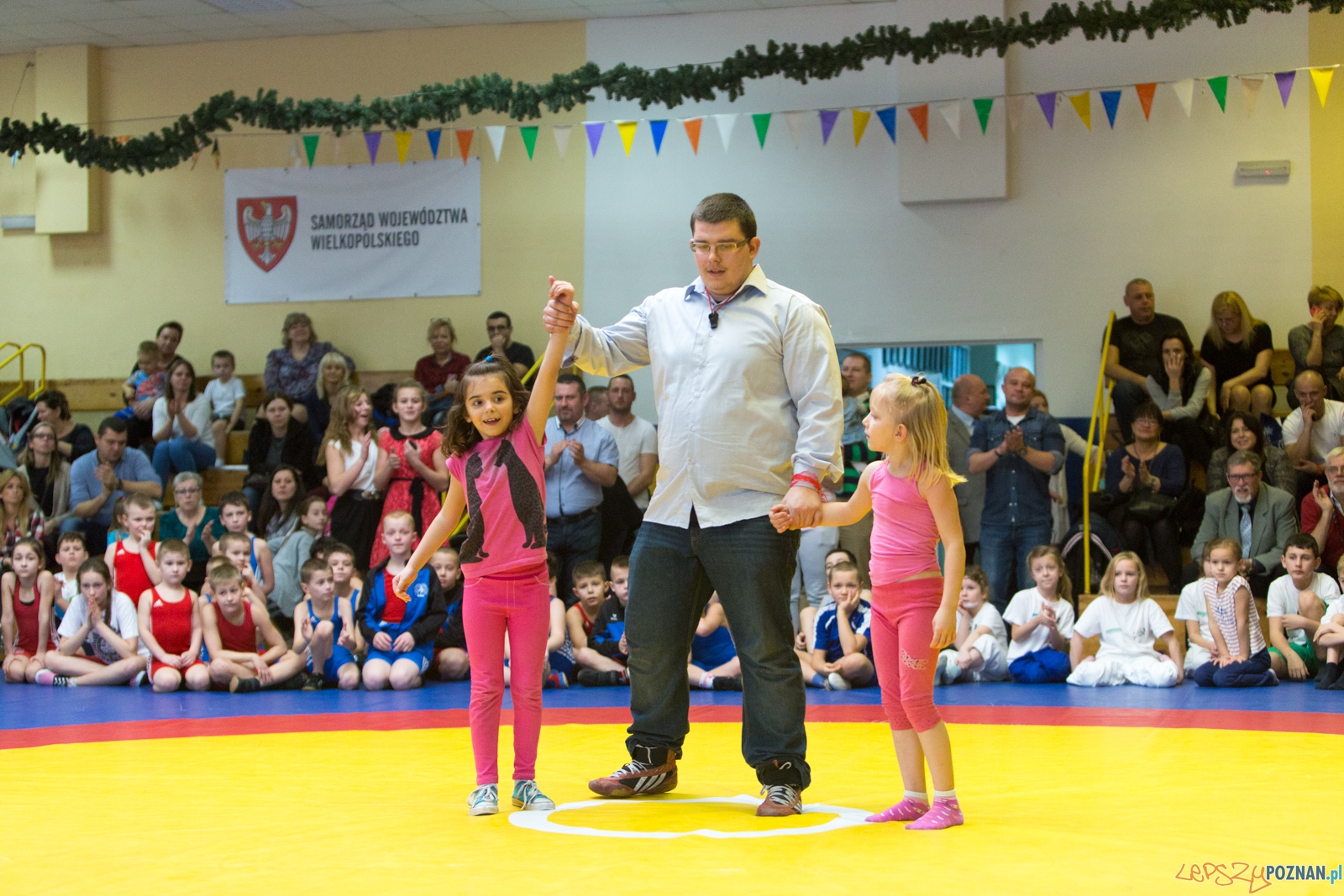 Turniej Świąteczny Zapasy z Gwiazdorem. Foto: lepszyPOZNAN.pl / Piotr Rychter Turniej Świąteczny Zapasy z Gwiazdorem. Foto: lepszyPOZNAN.pl / Piotr Rychter