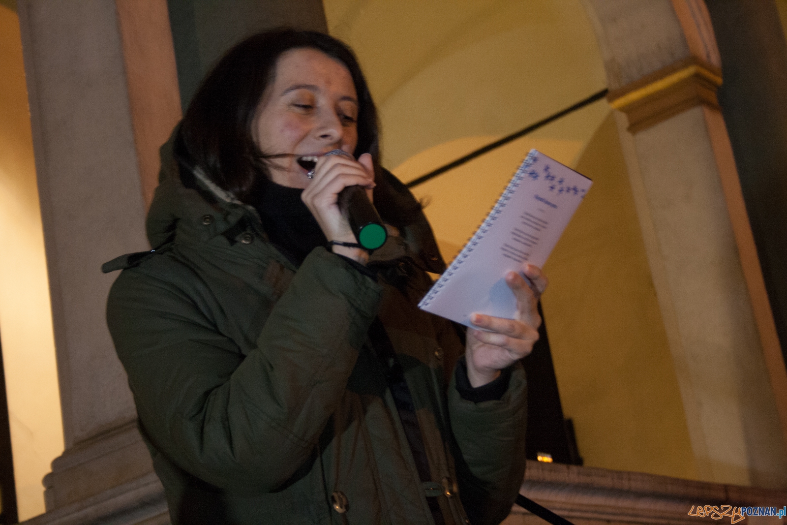 Jedna kolęda w wielu językach - Cicha Noc (17.12.2015) Foto: © lepszyPOZNAN.pl / Karolina Kiraga Jedna kolęda w wielu językach - Cicha Noc (17.12.2015) Foto: © lepszyPOZNAN.pl / Karolina Kiraga