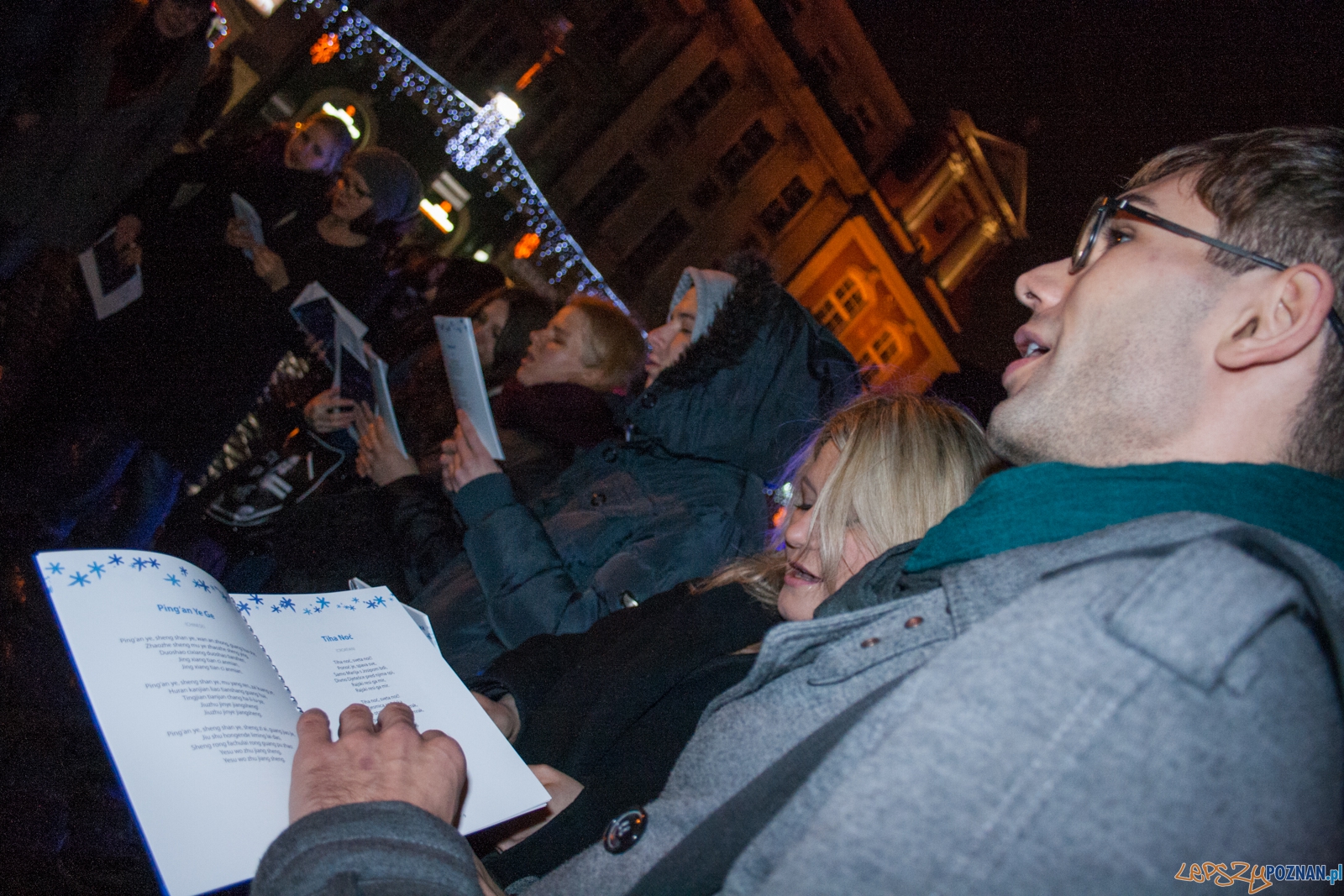Jedna kolęda w wielu językach - Cicha Noc (17.12.2015) Foto: © lepszyPOZNAN.pl / Karolina Kiraga Jedna kolęda w wielu językach - Cicha Noc (17.12.2015) Foto: © lepszyPOZNAN.pl / Karolina Kiraga