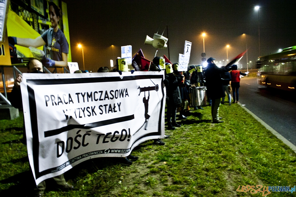 Pikieta pod Amazonem w Sadach Foto: Inicjatywa Pracownicza Pikieta pod Amazonem w Sadach Foto: Inicjatywa Pracownicza