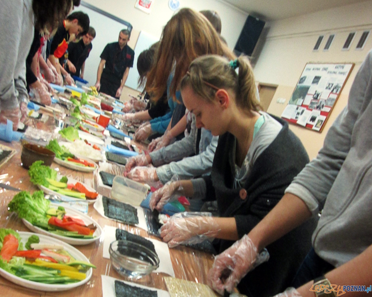 Jak smakuje i jak się robi sushi? Foto: Nishio Jak smakuje i jak się robi sushi? Foto: Nishio