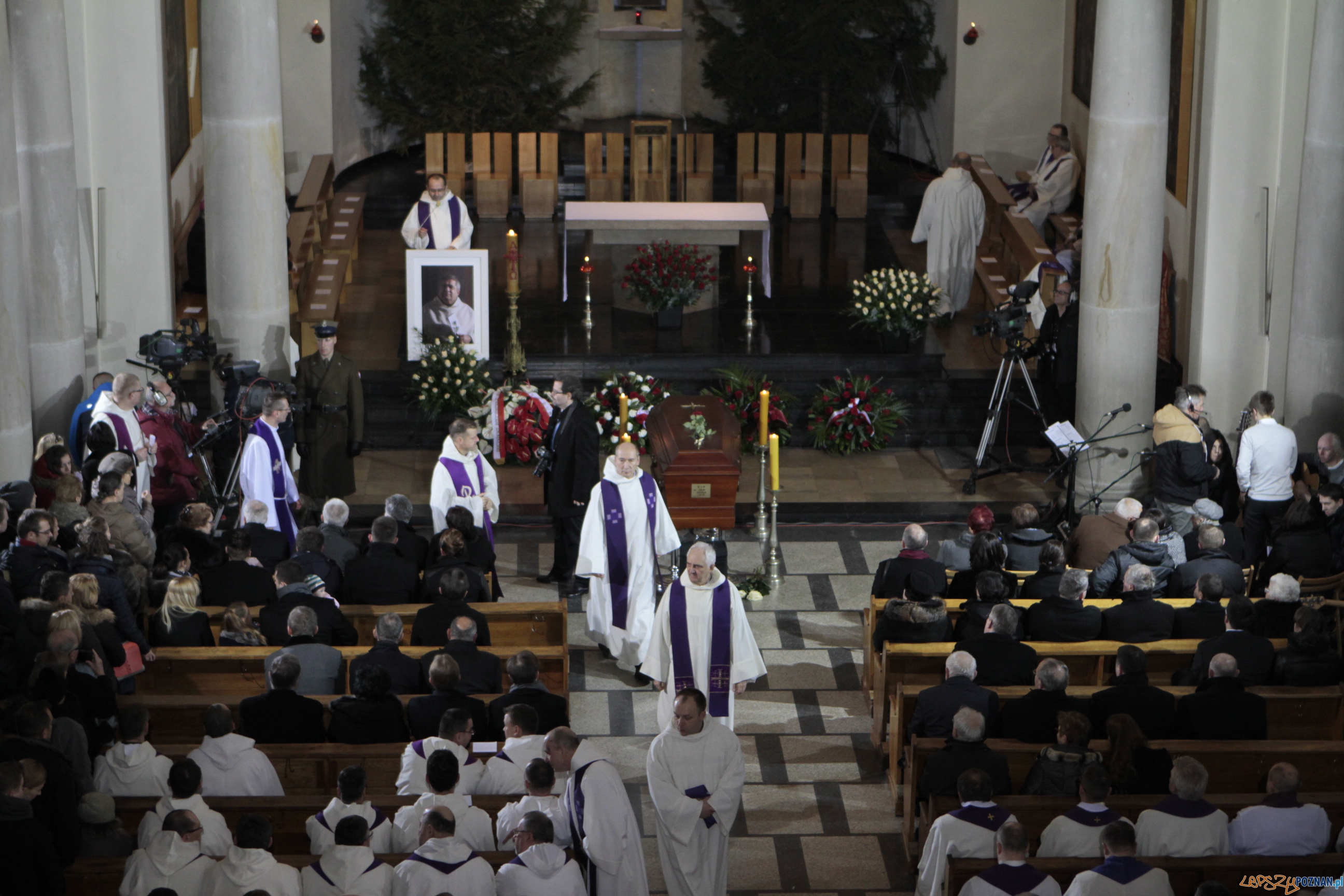 Pożegnanie Ojca Jana Foto: LepszyPOZNAN.pl / Pawel Rychter Pożegnanie Ojca Jana Foto: LepszyPOZNAN.pl / Pawel Rychter
