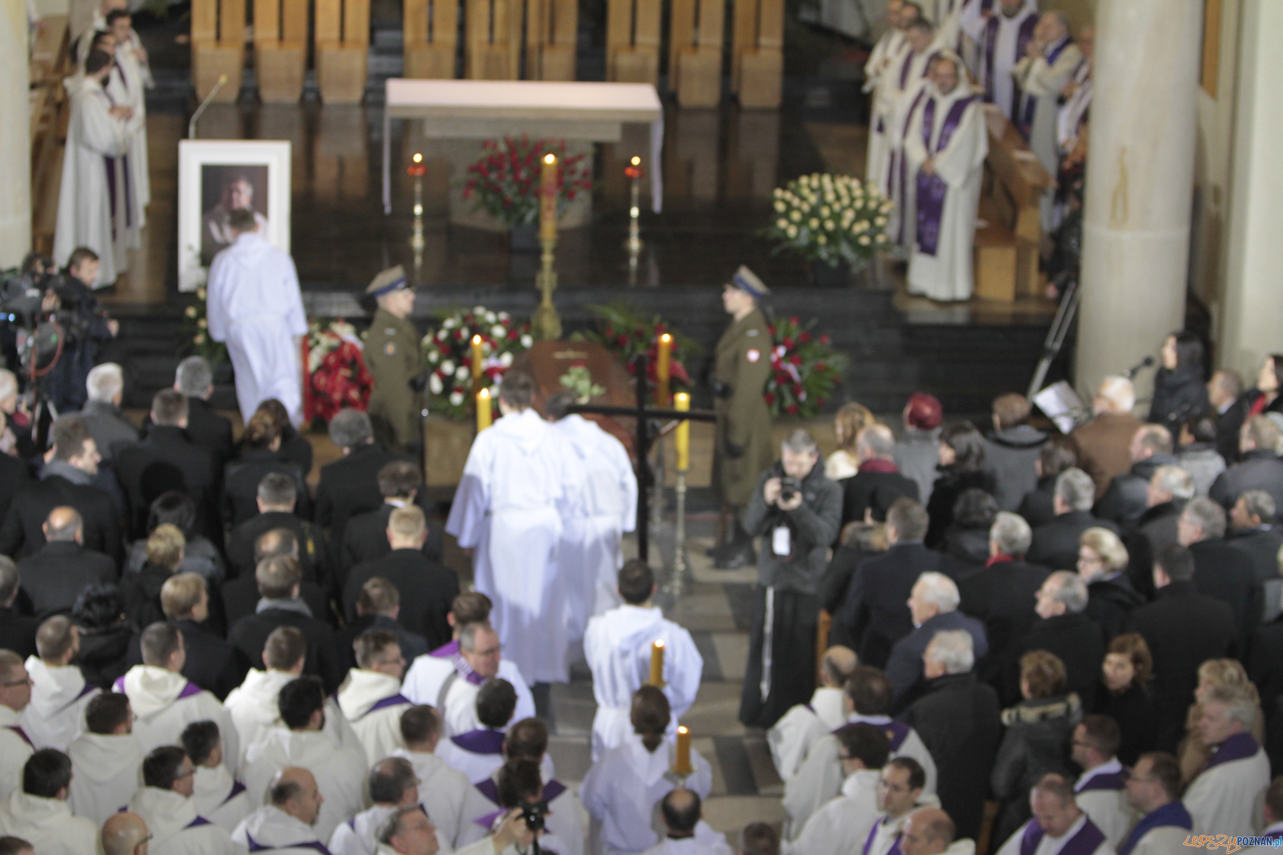Pożegnanie Ojca Jana Foto: LepszyPOZNAN.pl / Pawel Rychter Pożegnanie Ojca Jana Foto: LepszyPOZNAN.pl / Pawel Rychter