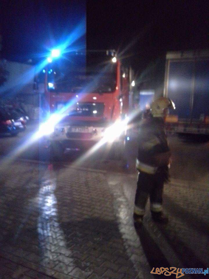 Spłonęły samochody Foto: OSP Luboń Spłonęły samochody Foto: OSP Luboń