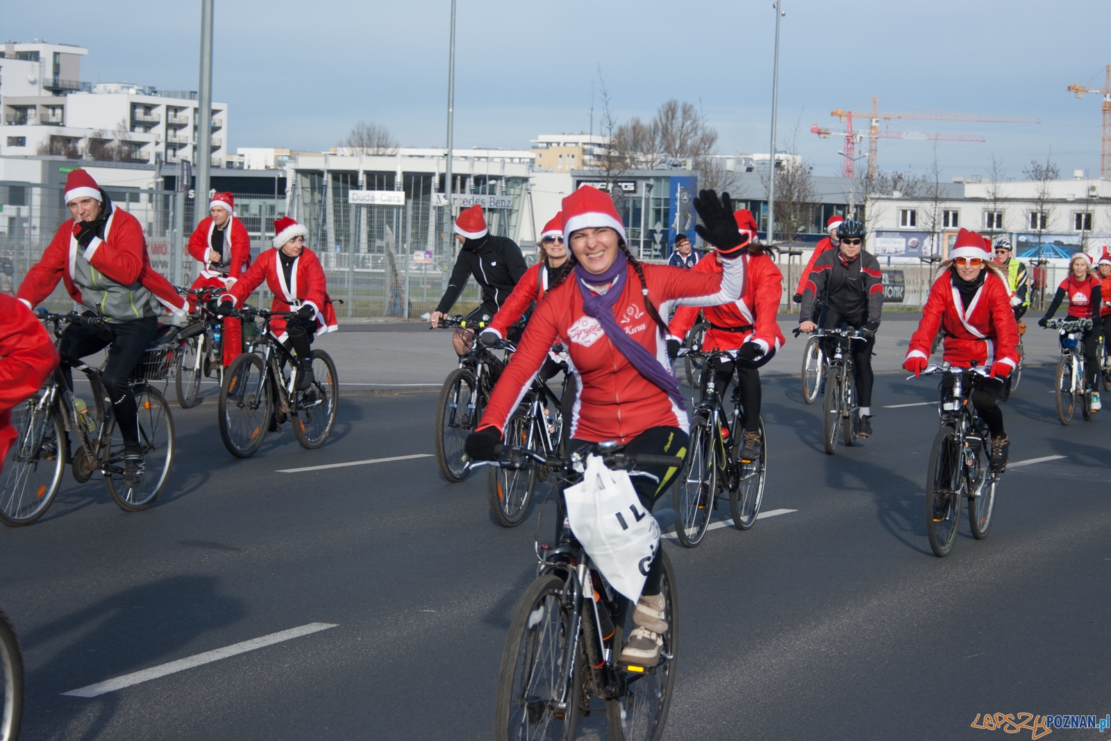 II Rowerowy Przejazd Mikołajów (27.12.2015) Foto: © lepszyPOZNAN.pl / Karolina Kiraga II Rowerowy Przejazd Mikołajów (27.12.2015) Foto: © lepszyPOZNAN.pl / Karolina Kiraga