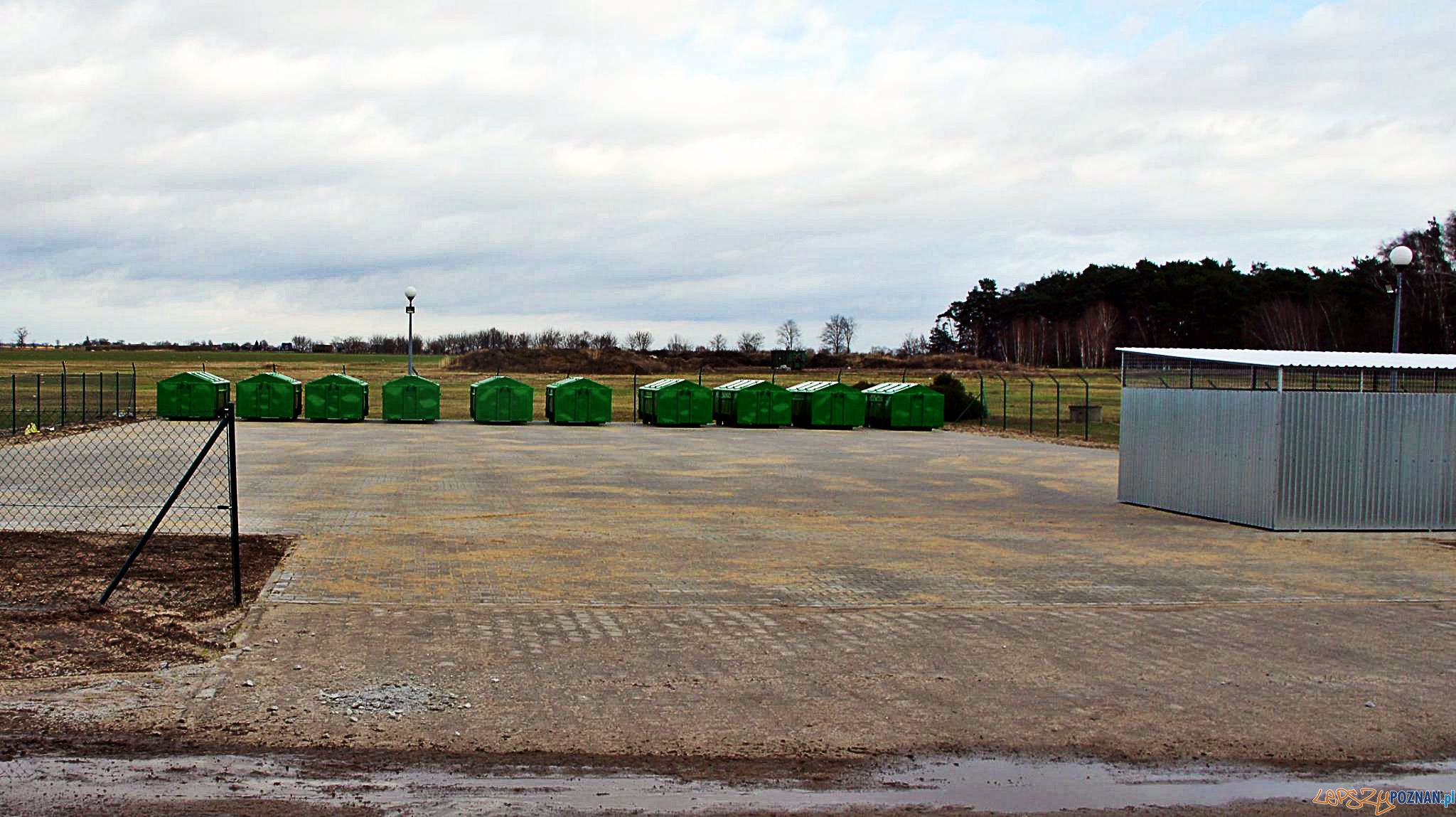 Punkt Selektywnej Zbiórki Odpadów Komunalnych Foto: UMiG Dopiewo / Adam Mendrala Punkt Selektywnej Zbiórki Odpadów Komunalnych Foto: UMiG Dopiewo / Adam Mendrala