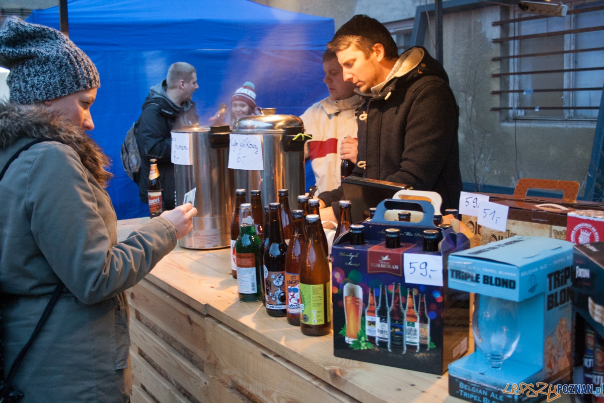 Świąteczny Market Jeżyce (12.12.2015) Foto: © lepszyPOZNAN.pl / Karolina Kiraga Świąteczny Market Jeżyce (12.12.2015) Foto: © lepszyPOZNAN.pl / Karolina Kiraga