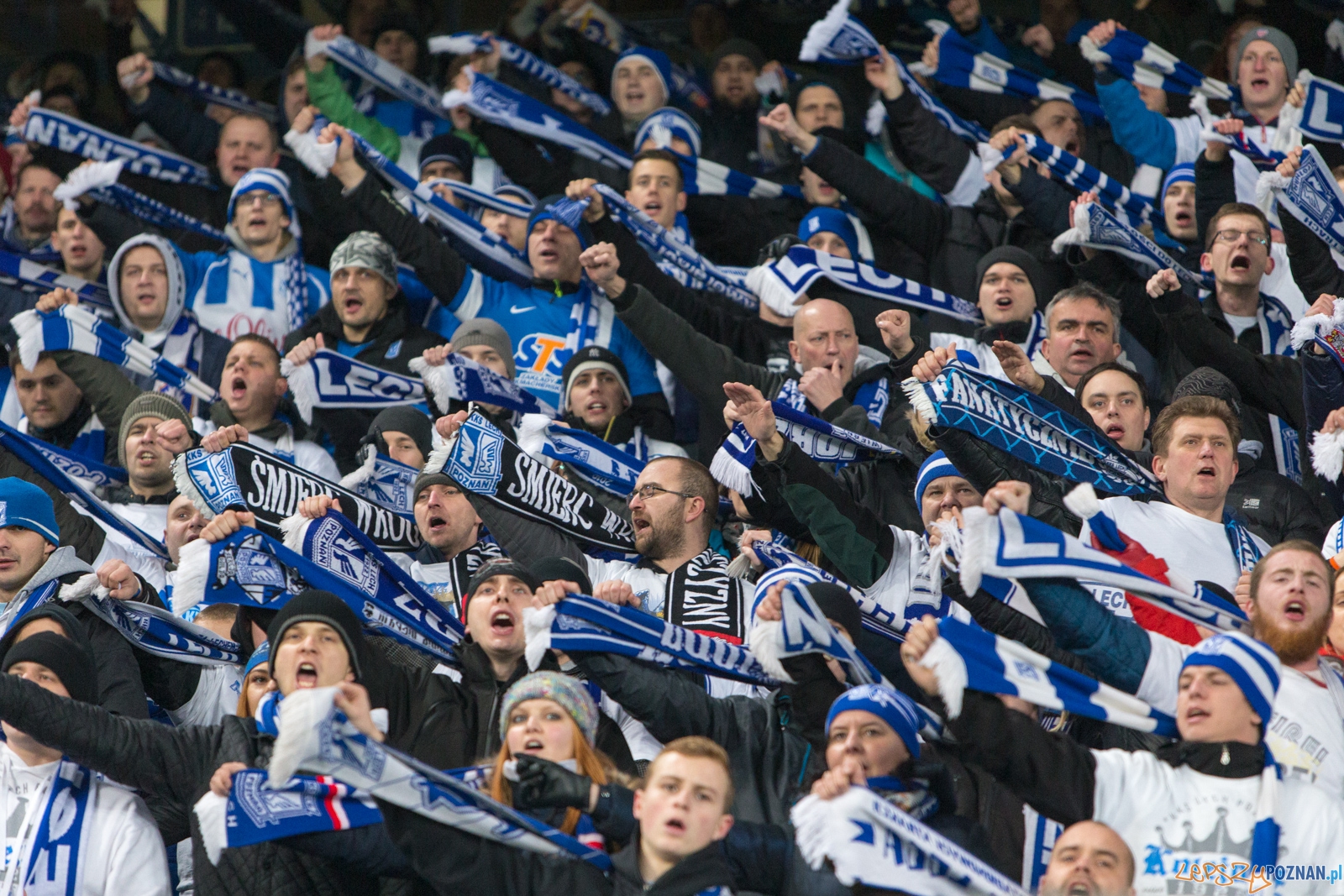 Liga Europy - Lech Poznań - FC Basel (najlepsi kibice na świec Foto: lepszyPOZNAN.pl / Piotr Rychter Liga Europy - Lech Poznań - FC Basel (najlepsi kibice na świec Foto: lepszyPOZNAN.pl / Piotr Rychter